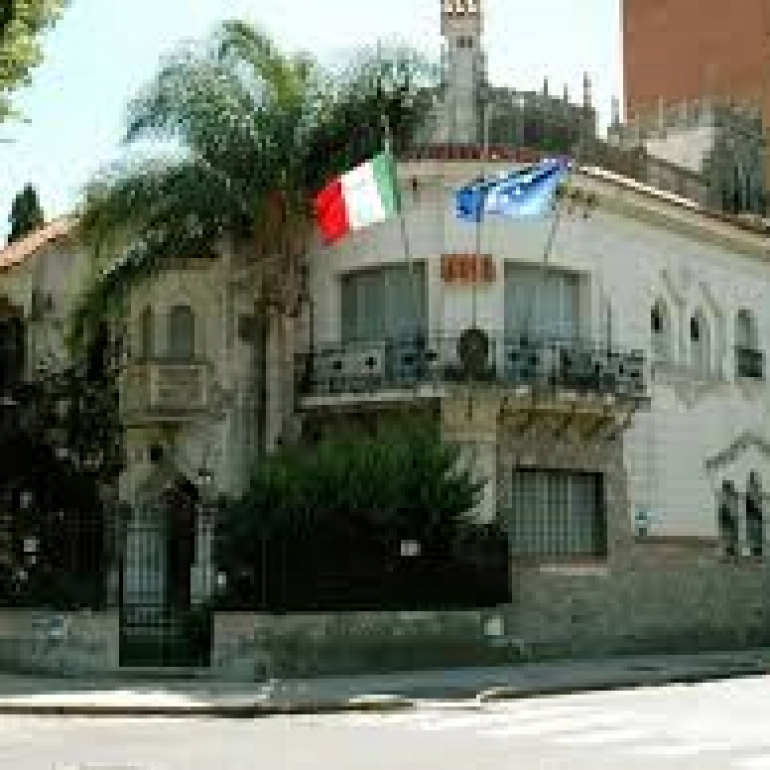 VISITA AL CONSULADO ITALIANO -  7° GRADO T.T